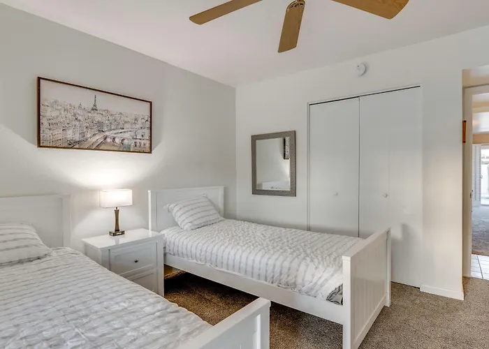 5 Mi To Camelback Ranch: Pet-friendly W/ Pool Holiday home