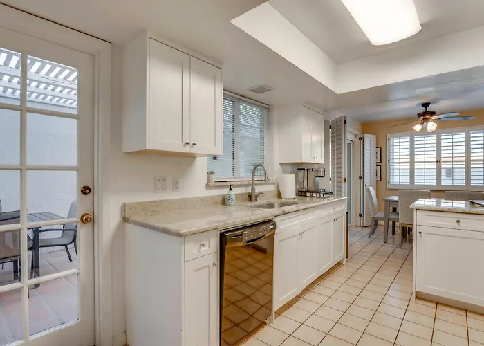 5 Mi To Camelback Ranch: Pet-friendly W/ Pool Holiday home