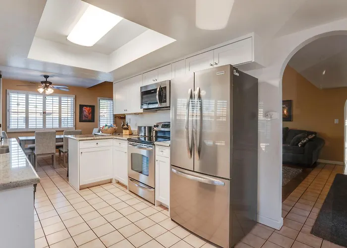 Holiday home 5 Mi To Camelback Ranch: Pet-friendly W/ Pool